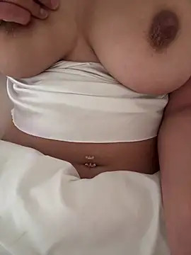 Isabellaoffx online show from 04/26/26, 10:45