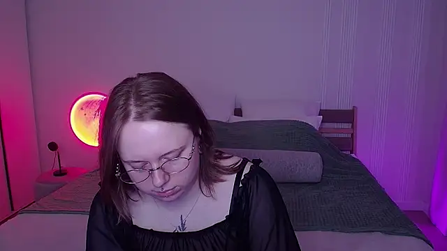 SelenaLily online show from 04/10/26, 02:46