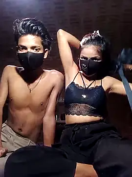 Snapshot of COUPLE-HOTS chatting on 03/29/26, 06:48 COUPLE-HOTS online show from 03/29/26, 06:48