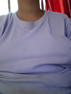 Snapshot of Tridha_2 chatting on 04/05/26, 12:56 Tridha 2 online show from 04/05/26, 12:56