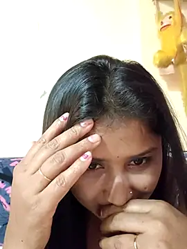 Tridha 2 online show from 05/28/26, 01:06