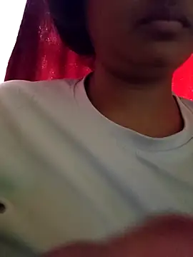 Snapshot of Tridha_2 chatting on 04/04/26, 12:01 Tridha 2 online show from 04/04/26, 12:01