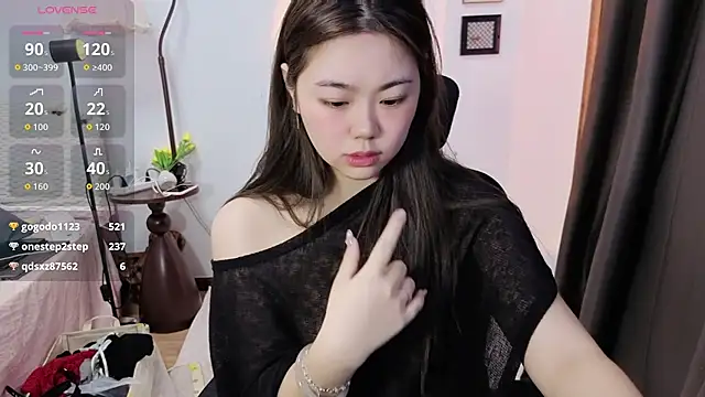 DAHLiA95 online show from 04/11/26, 07:45