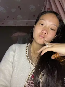 Jolinie online show from 04/01/26, 02:24