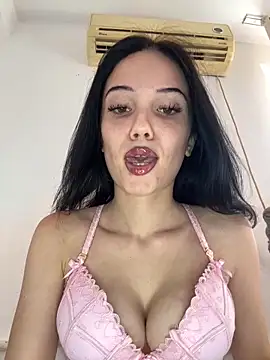 icedrosemarye online show from 06/18/26, 02:00