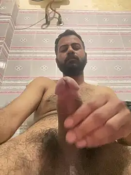 Wildlovee online show from 05/09/26, 03:21