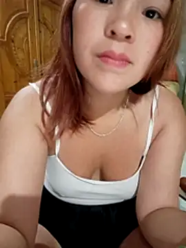 Snapshot of sena_baby chatting on 03/27/26, 10:54 sena baby online show from 03/27/26, 10:54