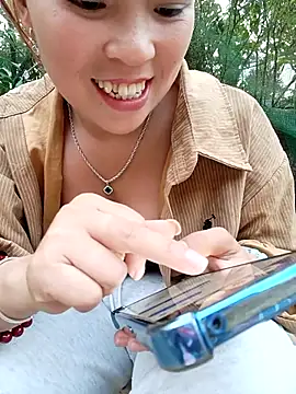 Snapshot of sena_baby chatting on 03/31/26, 11:01 sena baby online show from 03/31/26, 11:01