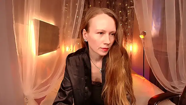 NicoleMiless online show from 05/23/26, 12:37