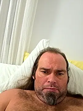 Snapshot of RickErtler chatting on 05/16/26, 05:39 RickErtler online show from 05/16/26, 05:39