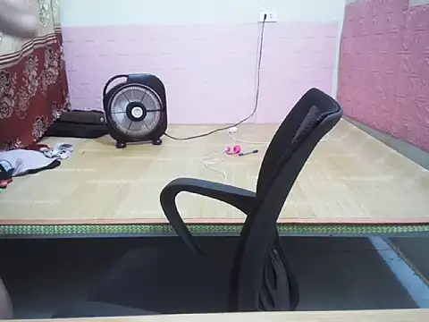 Snapshot of lusa_baby chatting on 06/25/26, 09:47 lusa baby online show from 06/25/26, 09:47