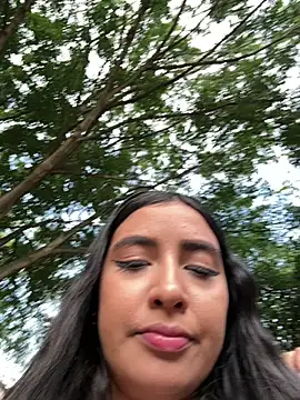 HaileyBiieber online show from 04/12/26, 10:24