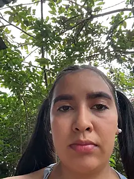 HaileyBiieber online show from 03/25/26, 08:19