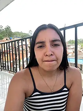 HaileyBiieber online show from 04/04/26, 09:21