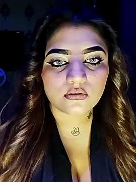 Snapshot of Sanaya_Gil chatting on 04/03/26, 07:31 Sanaya Gil online show from 04/03/26, 07:31