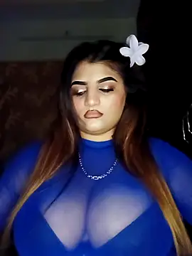 Snapshot of Sanaya_Gil chatting on 03/31/26, 04:20 Sanaya Gil online show from 03/31/26, 04:20