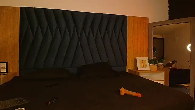 MeganEvanss   online show from 05/09/26, 02:15