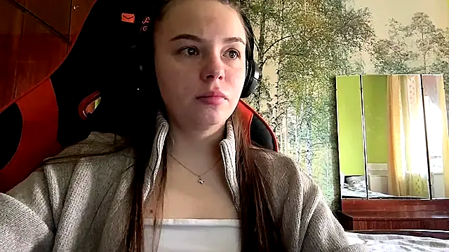 Snapshot of ThedaStrevell chatting on 04/01/26, 07:31 ThedaStrevell online show from 04/01/26, 07:31