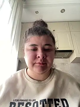 curly elise online show from 03/29/26, 09:55