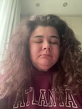 curly elise online show from 04/09/26, 07:25