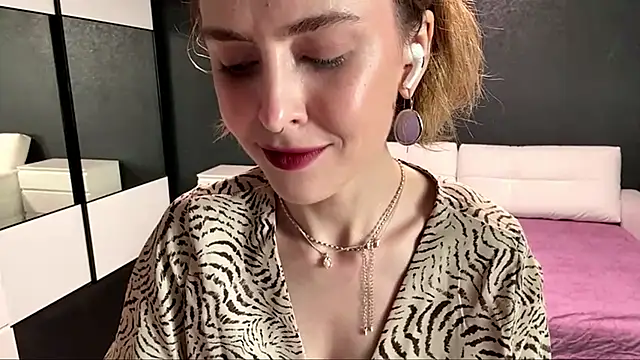 Xylarise online show from 04/04/26, 07:26