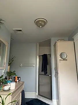 Snapshot of NataLee_vault chatting on 04/05/26, 03:08 NataLee vault online show from 04/05/26, 03:08