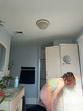 Snapshot of NataLee_vault chatting on 04/10/26, 12:56 NataLee vault online show from 04/10/26, 12:56