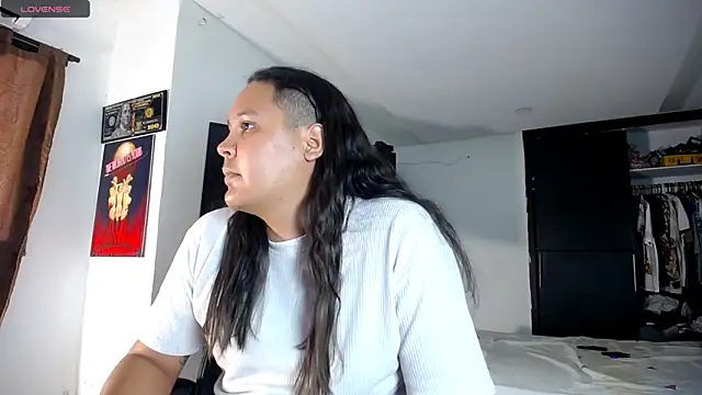 Snapshot of Junaiker_roa1 chatting on 04/09/26, 10:49 Junaiker roa1 online show from 04/09/26, 10:49