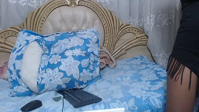 Snapshot of SexySlimMelanin7 chatting on 04/10/26, 08:05 SexySlimMelanin7 online show from 04/10/26, 08:05