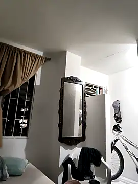 Snapshot of Marianatrans01 chatting on 04/09/26, 06:52 Marianatrans01 online show from 04/09/26, 06:52