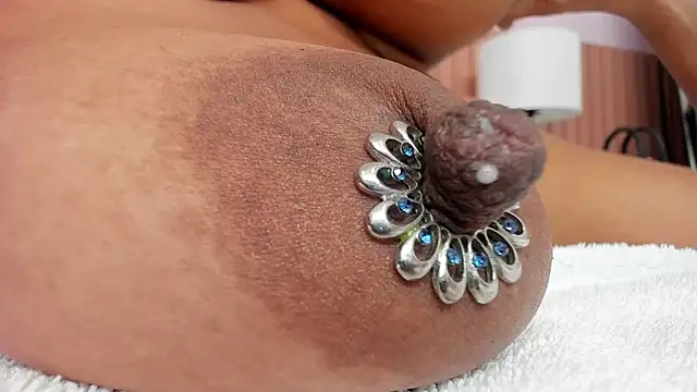 zara lopez online show from 11/06/25, 07:07