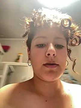 Amber rosse outdoors online show from 04/04/26, 04:35