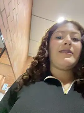 Amber rosse outdoors online show from 04/08/26, 12:12