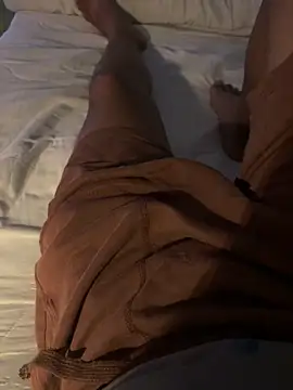 Kadenj92 online show from 04/11/26, 08:34