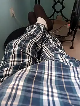 DanTrov79 online show from 04/15/26, 09:04