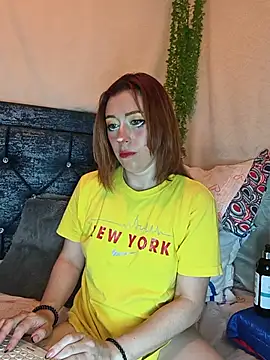 Amber prada online show from 06/25/26, 12:41