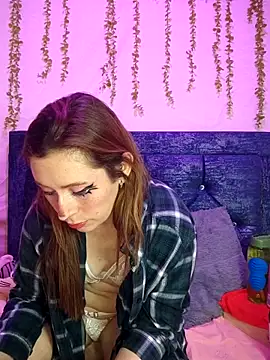 Snapshot of Amber_prada chatting on 04/22/26, 09:10 Amber prada online show from 04/22/26, 09:10