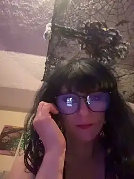 mango-kitty online show from 04/24/26, 04:03