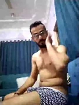 Alimohamed08 online show from 04/08/26, 08:32