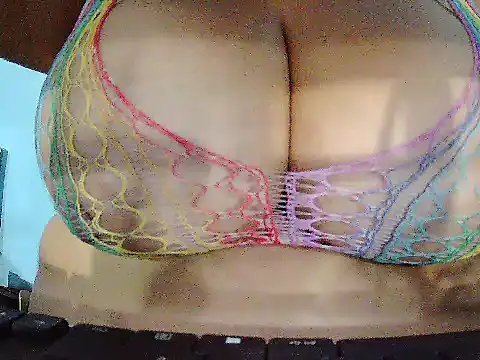 Curvy rosse online show from 04/06/26, 10:11