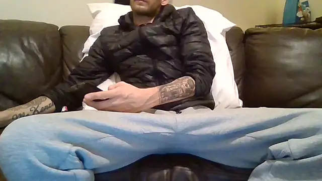 feetlovrr94 online show from 04/09/26, 10:38