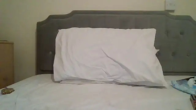 feetlovrr94 online show from 03/28/26, 09:27