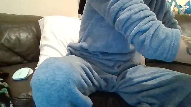 Snapshot of feetlovrr94 chatting on 05/12/26, 11:11 feetlovrr94 online show from 05/12/26, 11:11