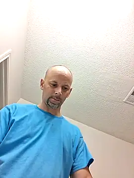 middickstroking online show from 04/21/26, 11:00