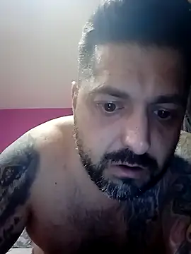 Snapshot of Muchos_cogios chatting on 06/16/26, 12:21 Muchos cogios online show from 06/16/26, 12:21