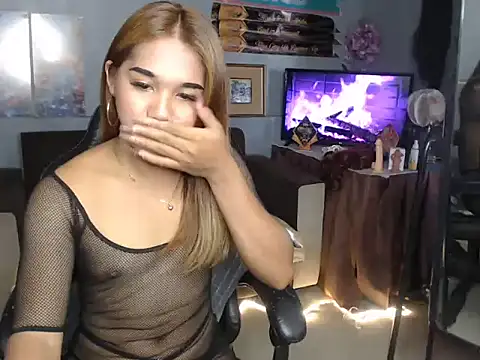fuckercumm online show from 05/14/26, 02:19