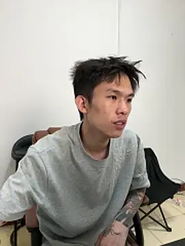 zzzzppp3 online show from 04/01/26, 03:52