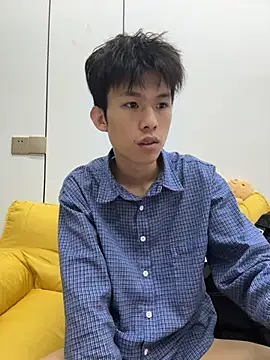 zzzzppp3 online show from 05/10/26, 02:26