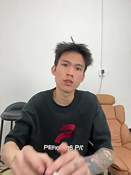 zzzzppp3 online show from 04/02/26, 03:57