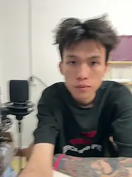 zzzzppp3 online show from 04/20/26, 02:25